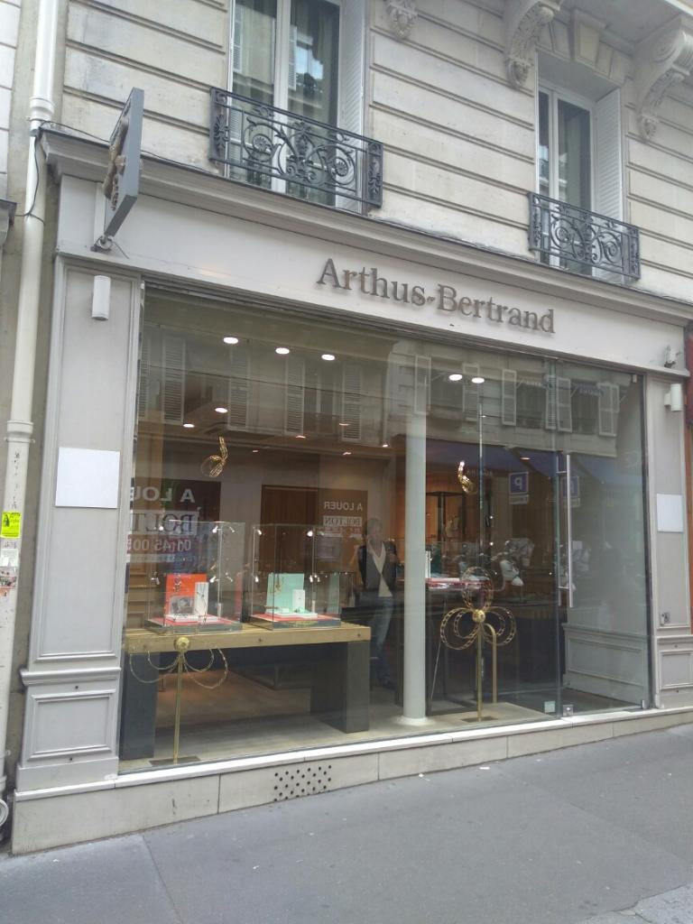  Arthus  Bertrand  Bijoux 54 rue Bonaparte 75006 Paris  