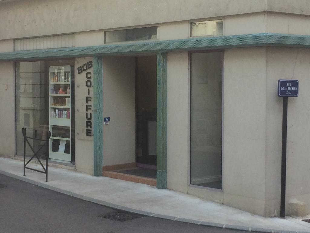 Bob Coiffure - Coiffeur, 1 rue Faillot 89000 Auxerre 