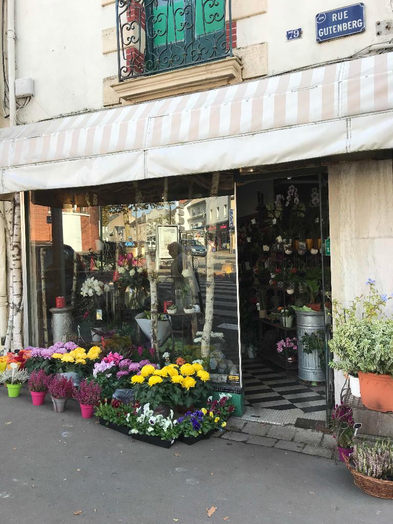 CHANT FLEURS - Fleuriste, 79 rue Gutenberg 44000 Nantes - Adresse, Horaire