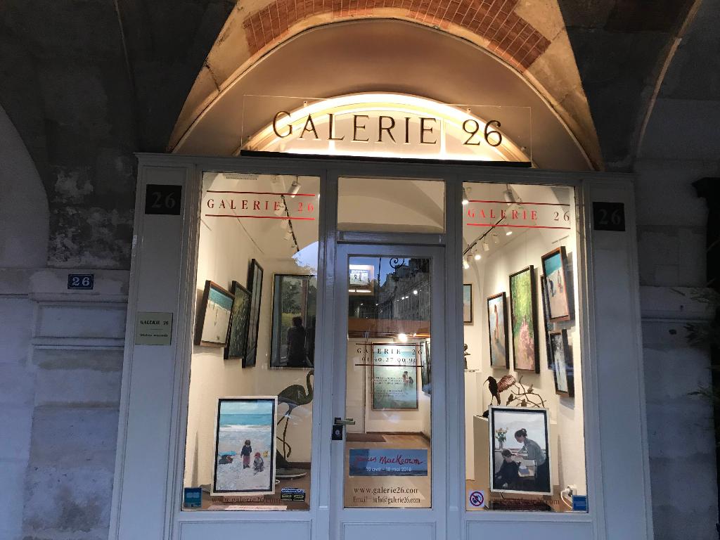  Galerie  26 Galerie  d  art  26 place  des Vosges  75003 