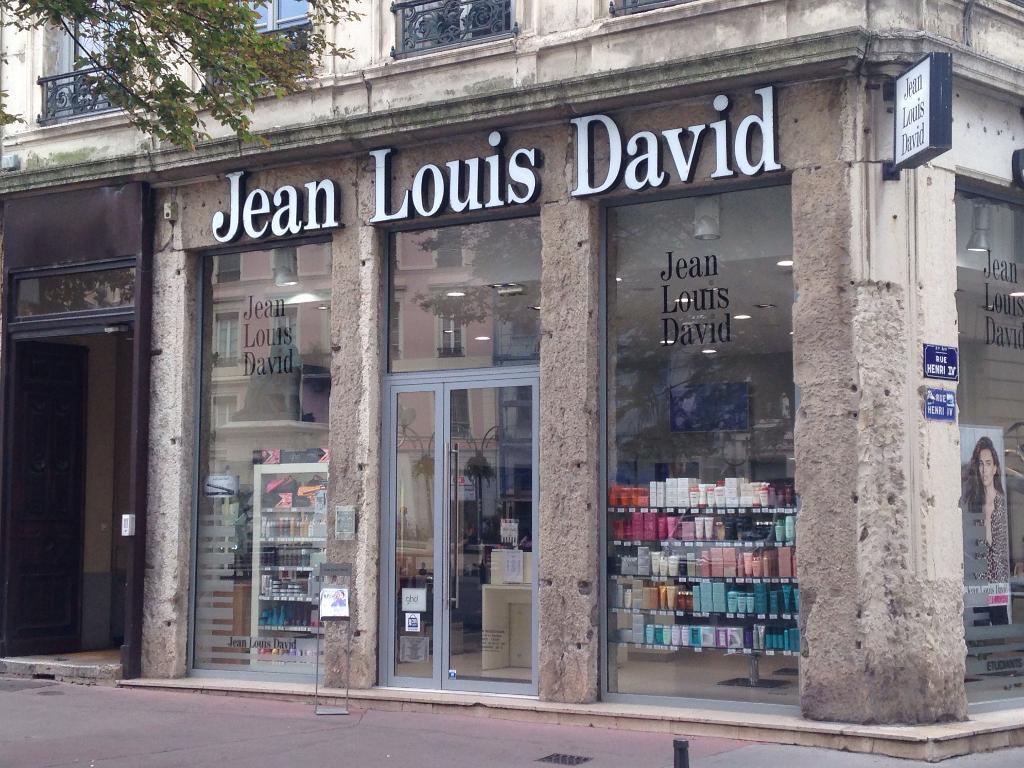 Jean Louis David Coiffure Mixte - Coiffeur, 6 place Ampère 