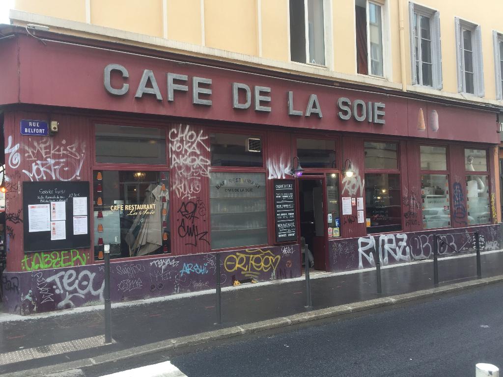 Café de la Soie Restaurant, 5 place Marcel Bertone 69004