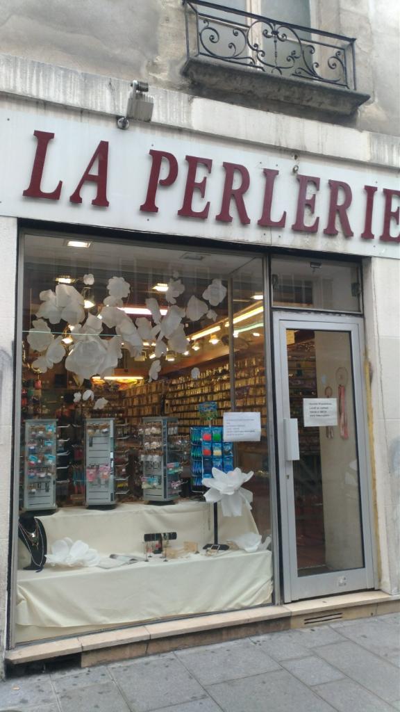 Perlerie 22 - Perles, 22 rue Temple 75004 Paris - Adresse, Horaire