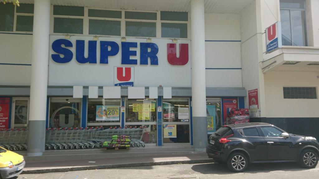 Super U  Supermarché, hypermarché, 14 rue de Vanves 92140 Clamart