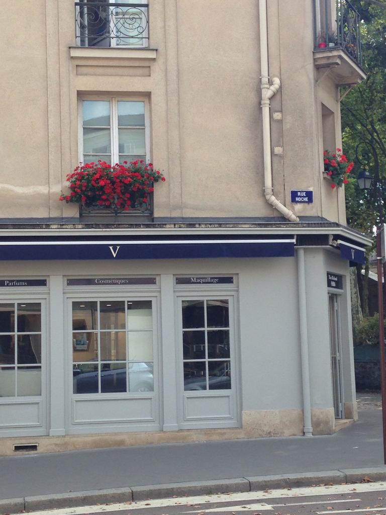 V Et V  Bijoux, 1 avenue de Saint Cloud 78000 Versailles  Adresse