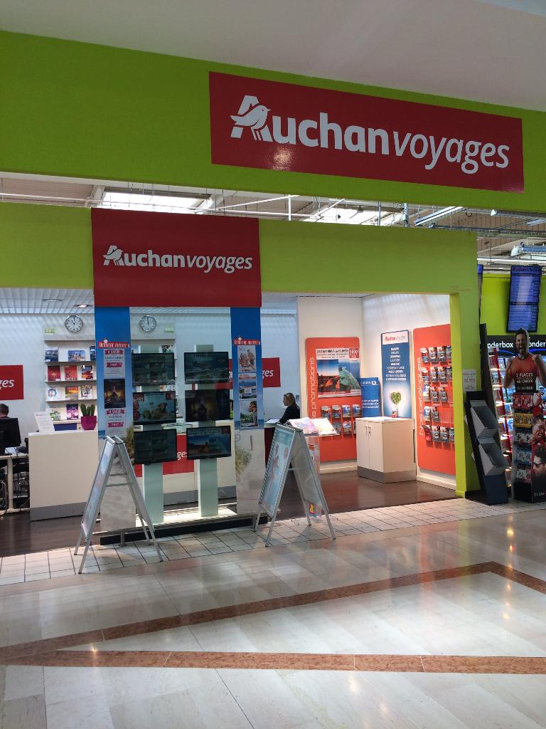 agence voyage auchan faches